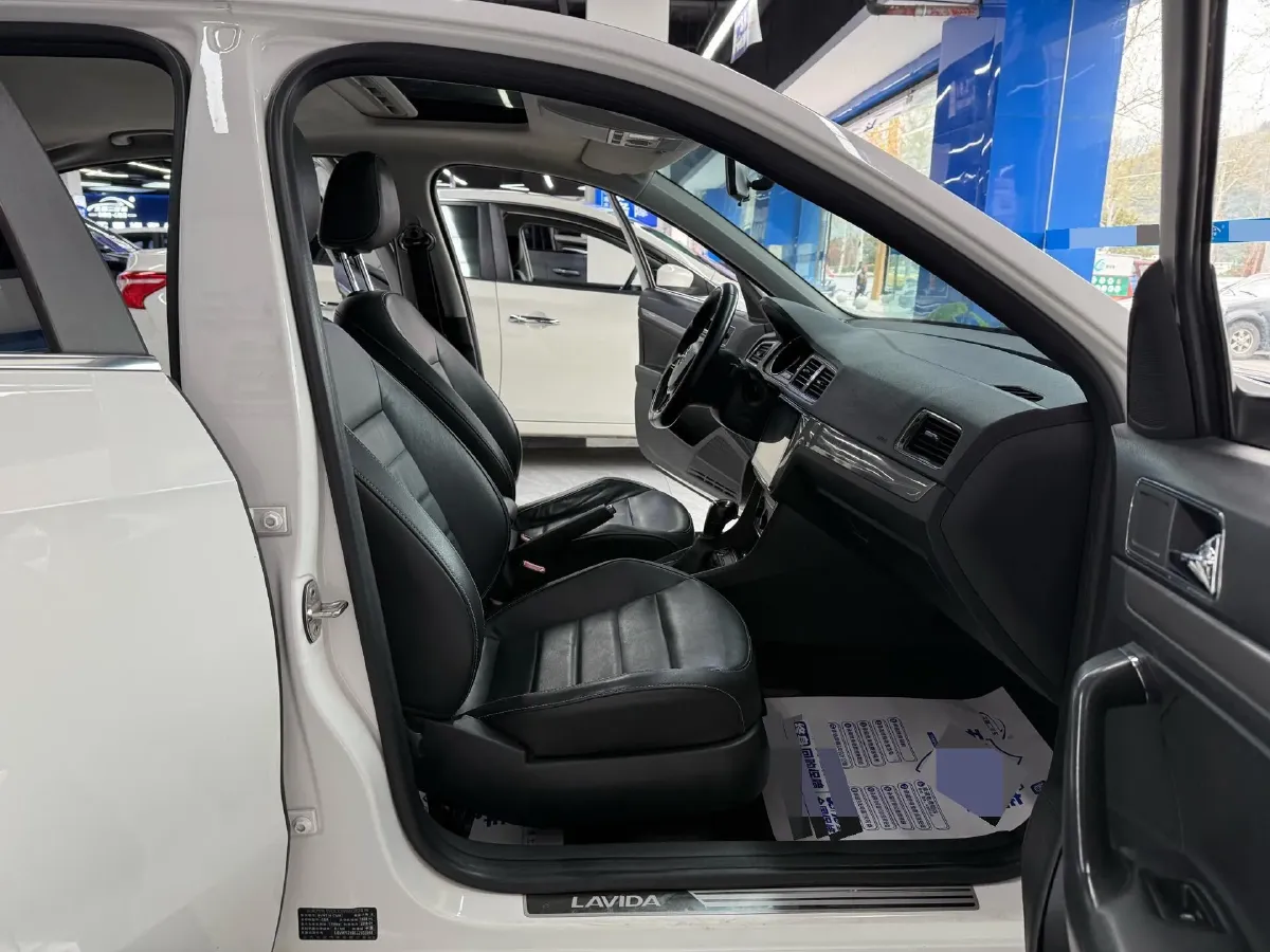 2017 Buick Excelle 1.5L 114HP L4 6AT,autocango,china used car exporter,china ev exporter,chinese used car exporter,chinese used ev exporter