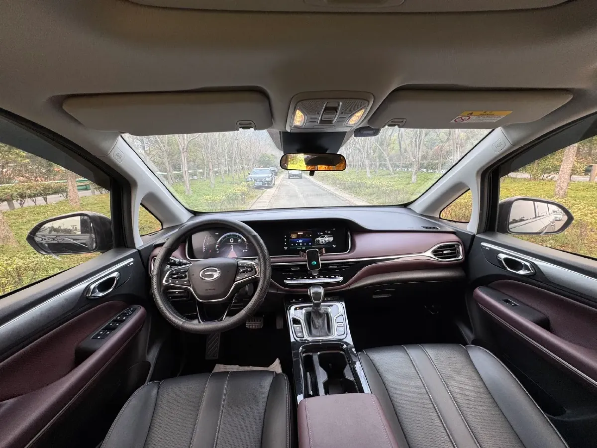 2023 GAC Trumpchi M6 1.5T 177HP L4 7DCT,autocango,china used car exporter,china ev exporter,chinese used car exporter,chinese used ev exporter