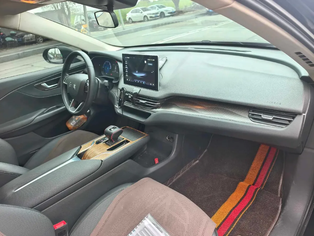 2022 HongQi E-QM5 BEV 54KWH,autocango,china used car exporter,china ev exporter,chinese used car exporter,chinese used ev exporter