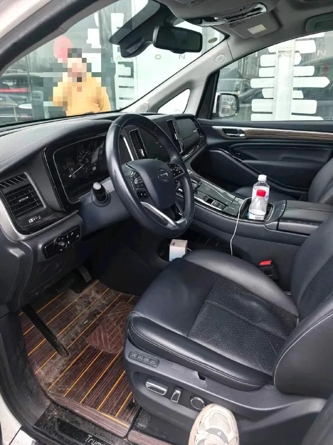 2021 GAC Trumpchi M8 2.0T 252HP L4 8AT,autocango,china used car exporter,china ev exporter,chinese used car exporter,chinese used ev exporter