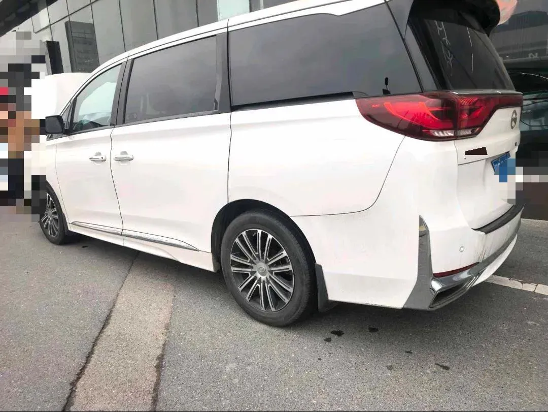 2021 GAC Trumpchi M8 2.0T 252HP L4 8AT,autocango,china used car exporter,china ev exporter,chinese used car exporter,chinese used ev exporter