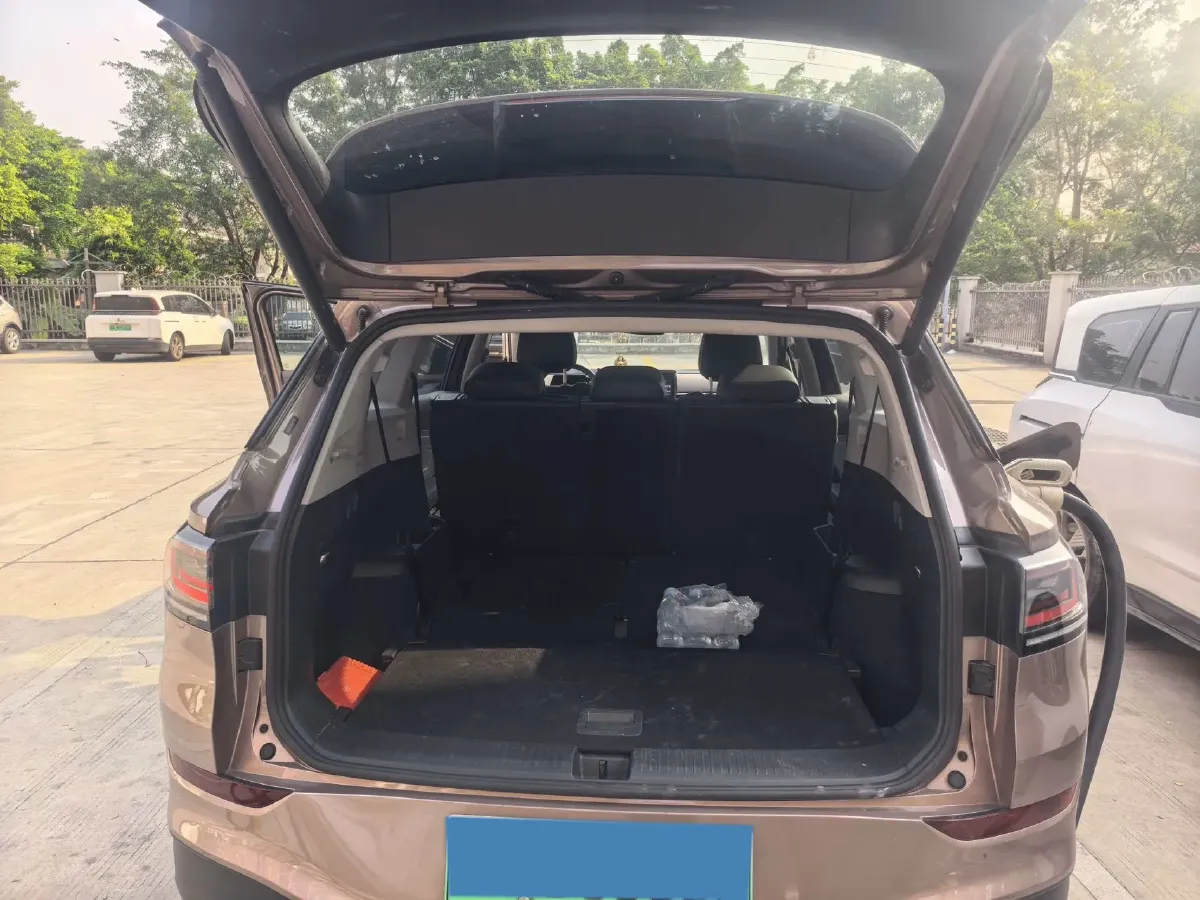 2022 Volkswagen ID.6 X BEV 83.4KWH,autocango,china used car exporter,china ev exporter,chinese used car exporter,chinese used ev exporter