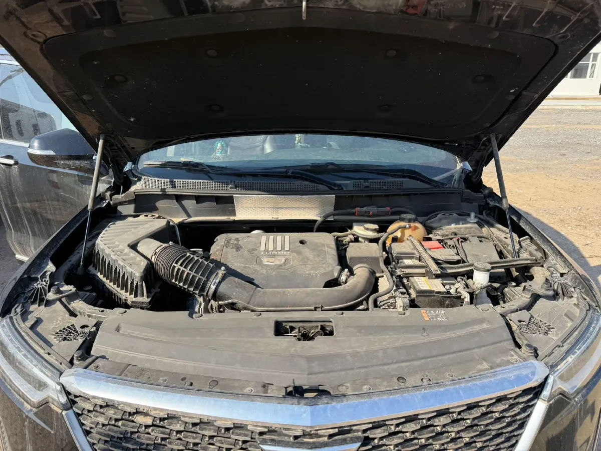 2021 Cadillac XT6 2.0T 237HP L4 9AT,autocango,china used car exporter,china ev exporter,chinese used car exporter,chinese used ev exporter