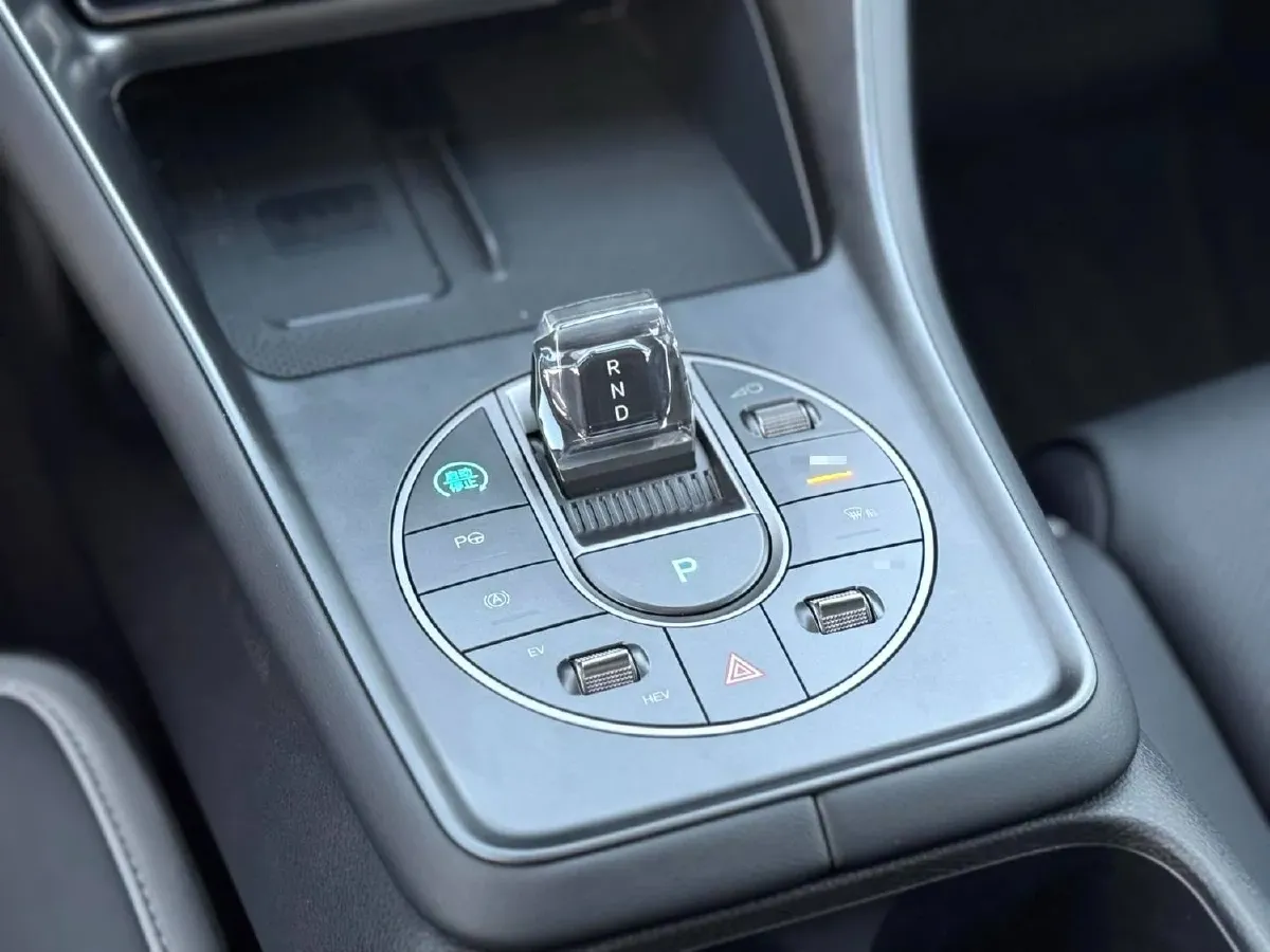 2025 BYD Sea Lion 05 DM-i 1.5L 101HP L4 E-CVT PHEV 18.3KWH,autocango,china used car exporter,china ev exporter,chinese used car exporter,chinese used ev exporter