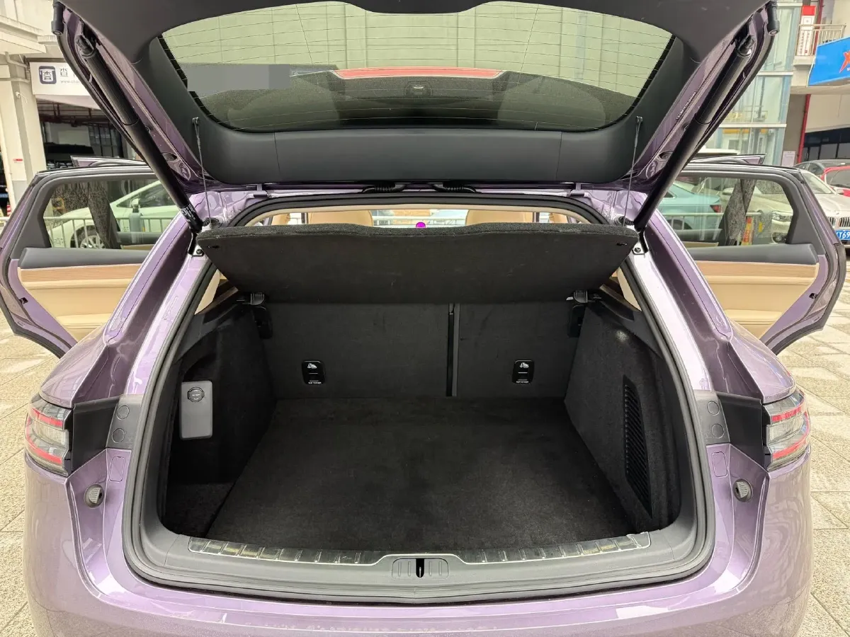 2025 AITO AITO M5 1.5T 152HP L4 REEV 42KWH,autocango,china used car exporter,china ev exporter,chinese used car exporter,chinese used ev exporter