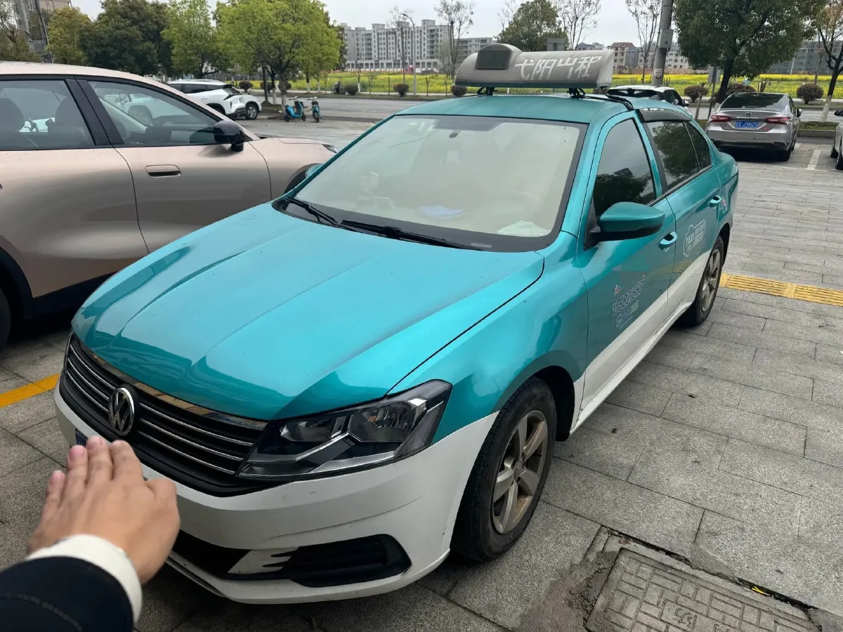 2019 Volkswagen Polo 1.5L 113HP L4 5MT,autocango,china used car exporter,china ev exporter,chinese used car exporter,chinese used ev exporter