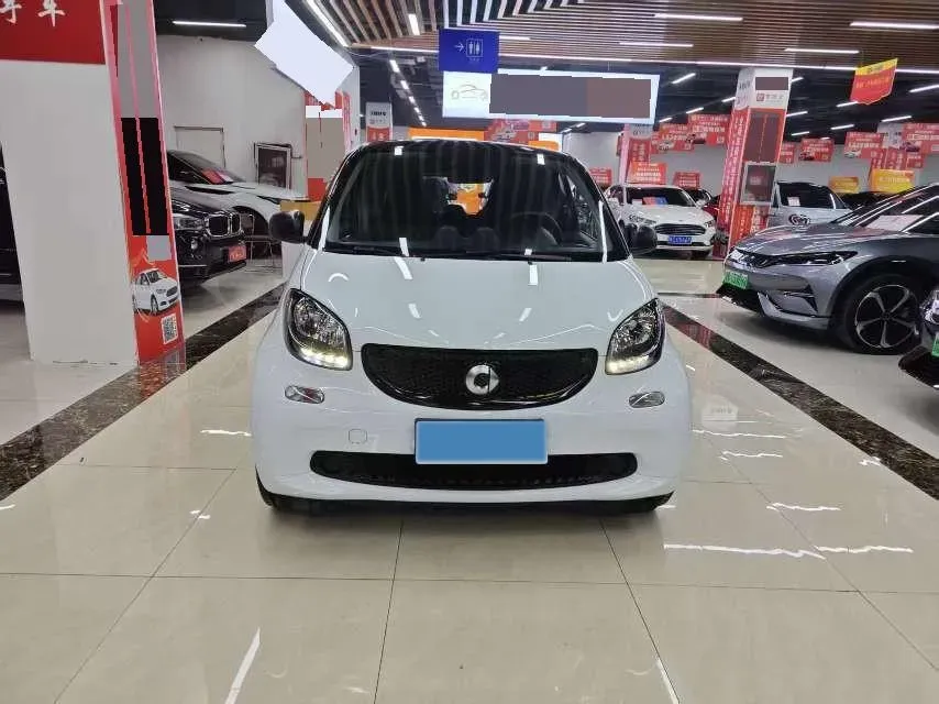 2015 Smart smart fortwo 1.0L 71HP L3 6DCT,autocango,china used car exporter,china ev exporter,chinese used car exporter,chinese used ev exporter