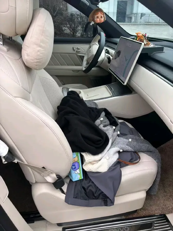 2025 ONVO L90 BEV,autocango,china used car exporter,china ev exporter,chinese used car exporter,chinese used ev exporter