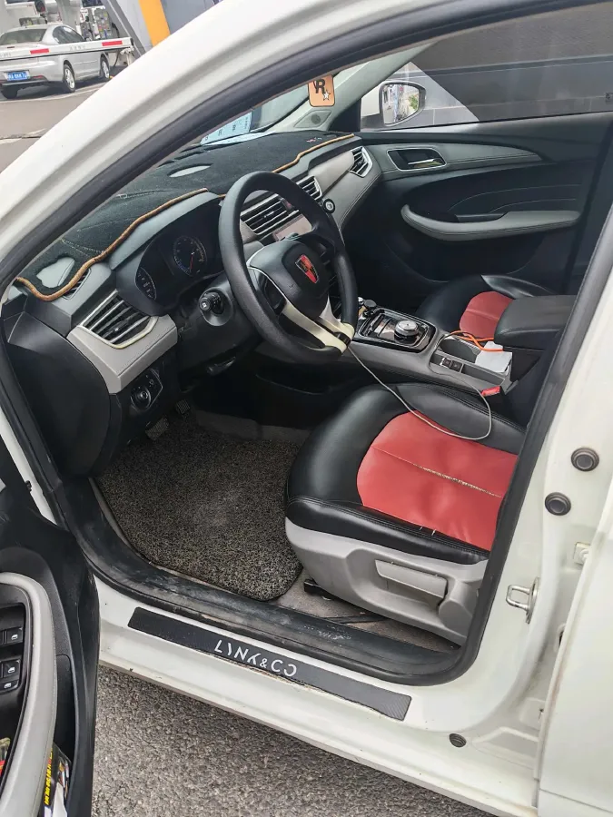 2019 Roewe Ei5 BEV 52.5KWH,autocango,china used car exporter,china ev exporter,chinese used car exporter,chinese used ev exporter