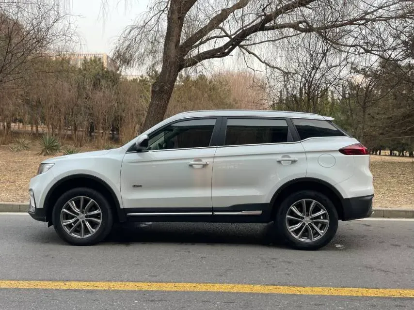 2020 Roewe i6 1.5T 169HP L4 7DCT,autocango,china used car exporter,china ev exporter,chinese used car exporter,chinese used ev exporter