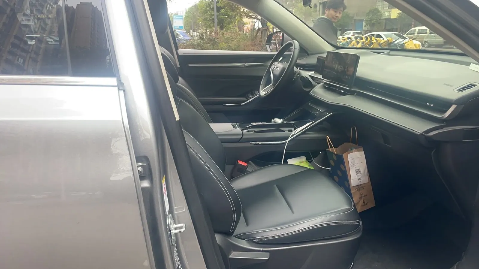 2021 Haval H6 1.5T 169HP L4 7DCT,autocango,china used car exporter,china ev exporter,chinese used car exporter,chinese used ev exporter