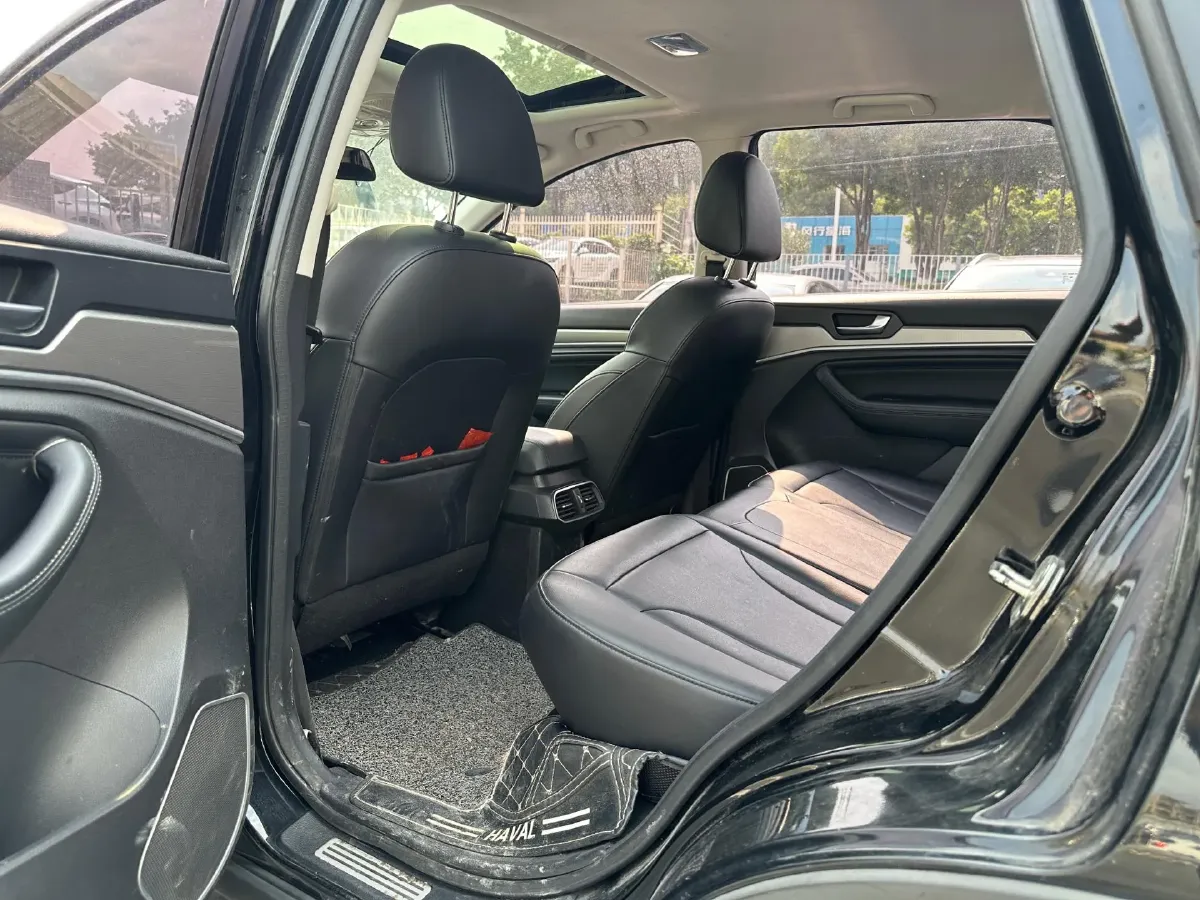 2018 Haval H6 1.5T 150HP L4 7DCT,autocango,china used car exporter,china ev exporter,chinese used car exporter,chinese used ev exporter