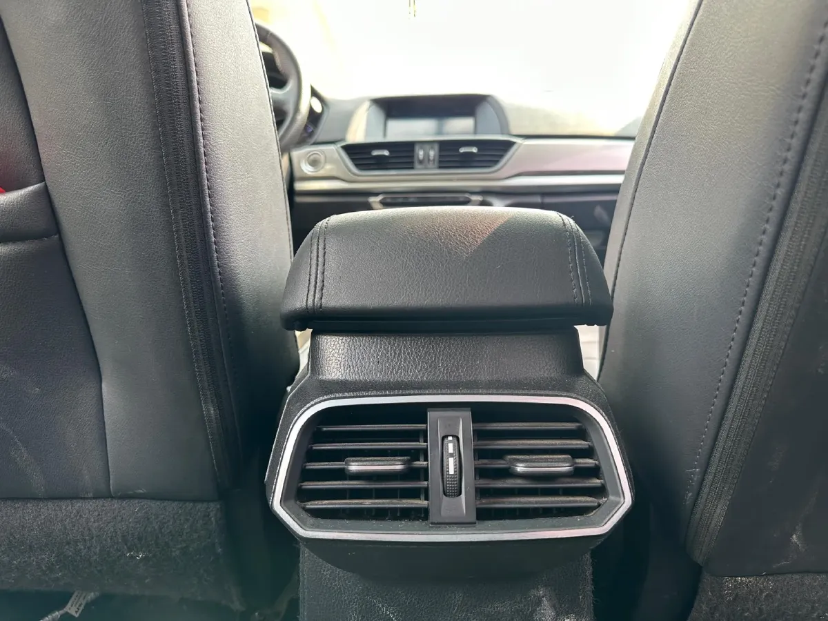 2018 Haval H6 1.5T 150HP L4 7DCT,autocango,china used car exporter,china ev exporter,chinese used car exporter,chinese used ev exporter