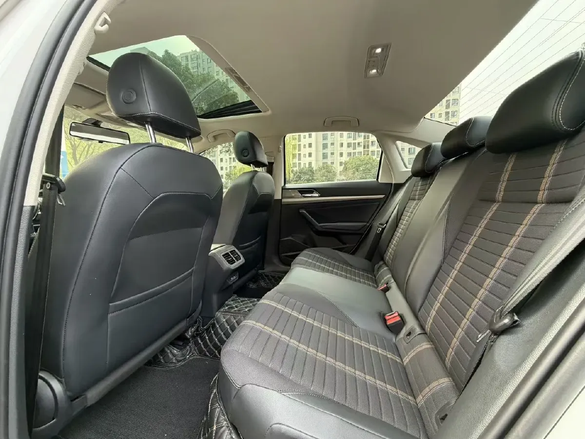 2021 Volkswagen Lavida 1.4T 150HP L4 7DCT,autocango,china used car exporter,china ev exporter,chinese used car exporter,chinese used ev exporter