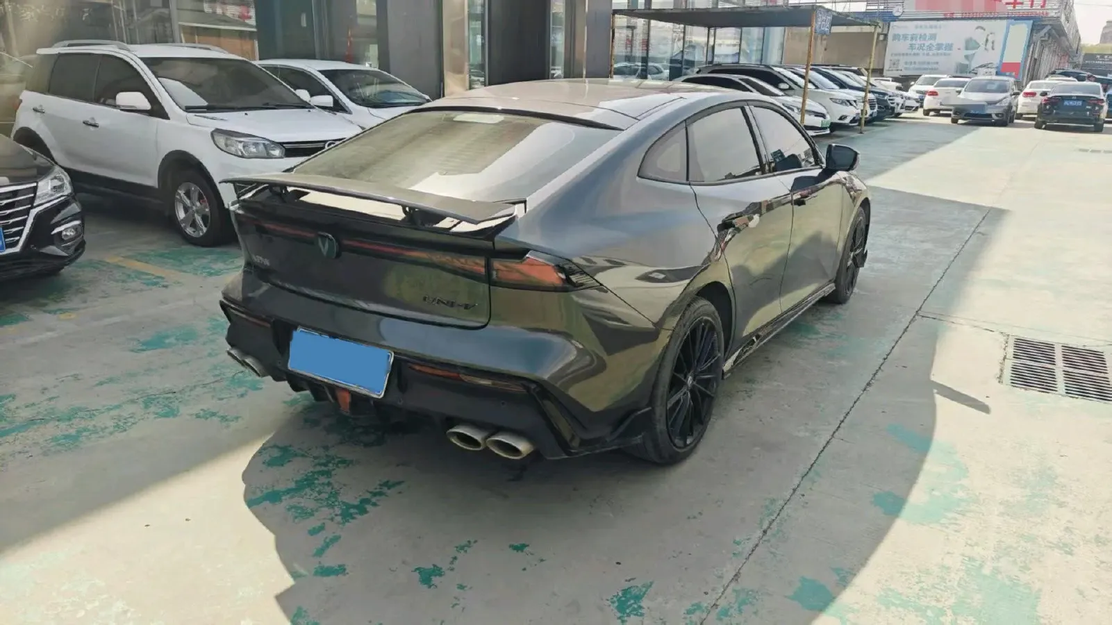 2023 ChangAn UNI-V 1.5T 188HP L4 7DCT,autocango,china used car exporter,china ev exporter,chinese used car exporter,chinese used ev exporter