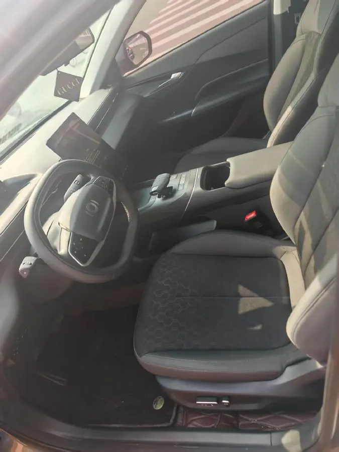 2024 ChangAn QiYuan A05 1.5L 110HP L4 E-CVT PHEV 9.07KWH,autocango,china used car exporter,china ev exporter,chinese used car exporter,chinese used ev exporter