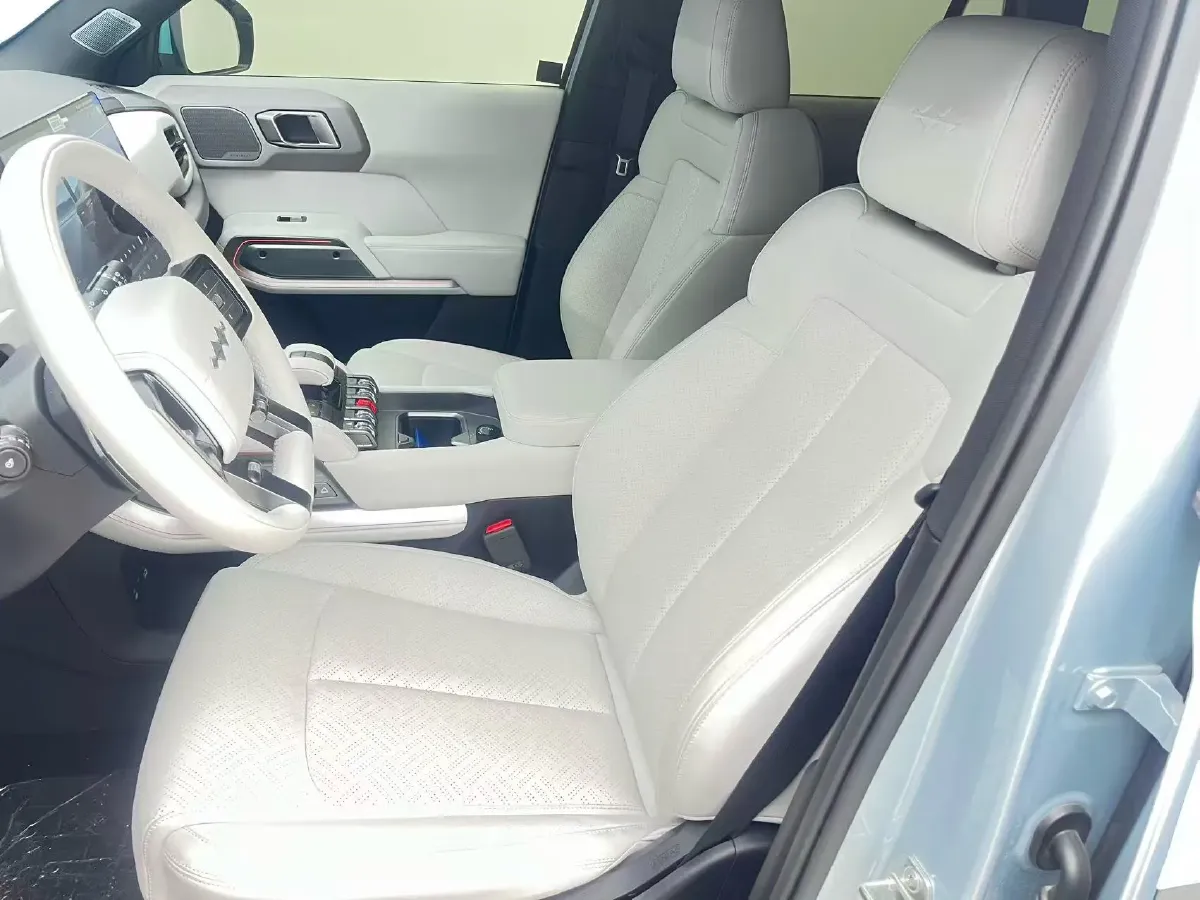 2025 FangChengBao Tai 3 BEV,autocango,china used car exporter,china ev exporter,chinese used car exporter,chinese used ev exporter