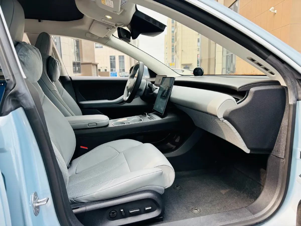 2022 JunTian HeiWuShi Youth 2.0T 203HP L4 6AT,autocango,china used car exporter,china ev exporter,chinese used car exporter,chinese used ev exporter