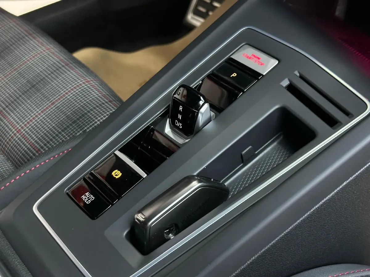 2021 Honda CR-V 1.5T 193HP L4 CVT,autocango,china used car exporter,china ev exporter,chinese used car exporter,chinese used ev exporter