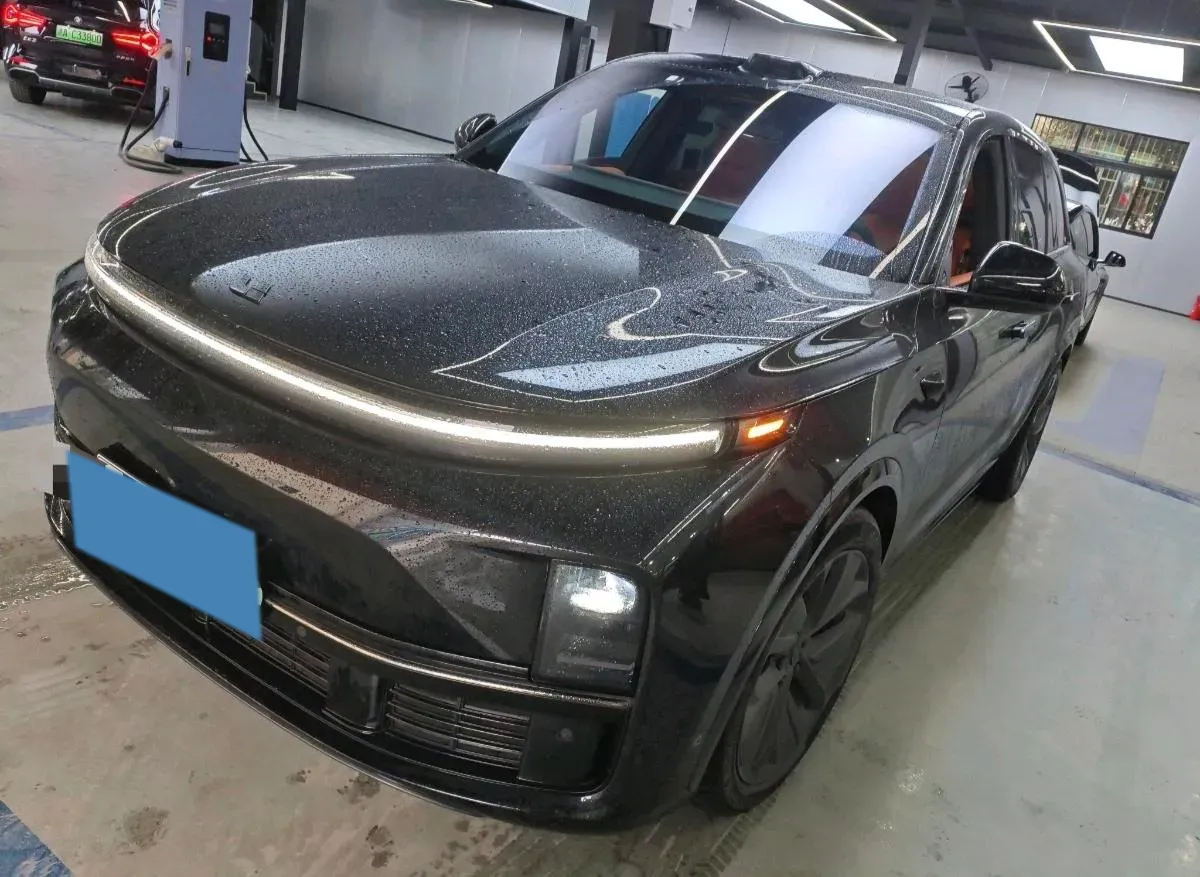 2024 Li L8 Range Extended 154HP REEV 42.8KWH,autocango,china used car exporter,china ev exporter,chinese used car exporter,chinese used ev exporter