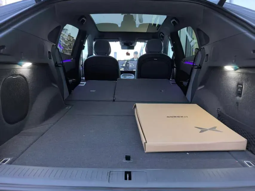 2025 Xpeng G7 BEV,autocango,china used car exporter,china ev exporter,chinese used car exporter,chinese used ev exporter