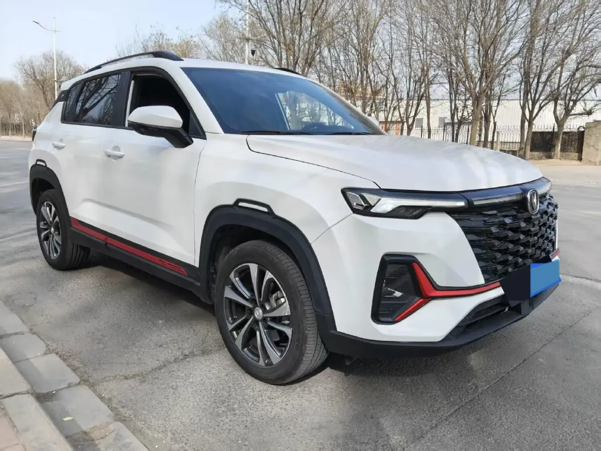 2023 ChangAn CS35 Plus 1.4T 160HP L4 7DCT,autocango,china used car exporter,china ev exporter,chinese used car exporter,chinese used ev exporter
