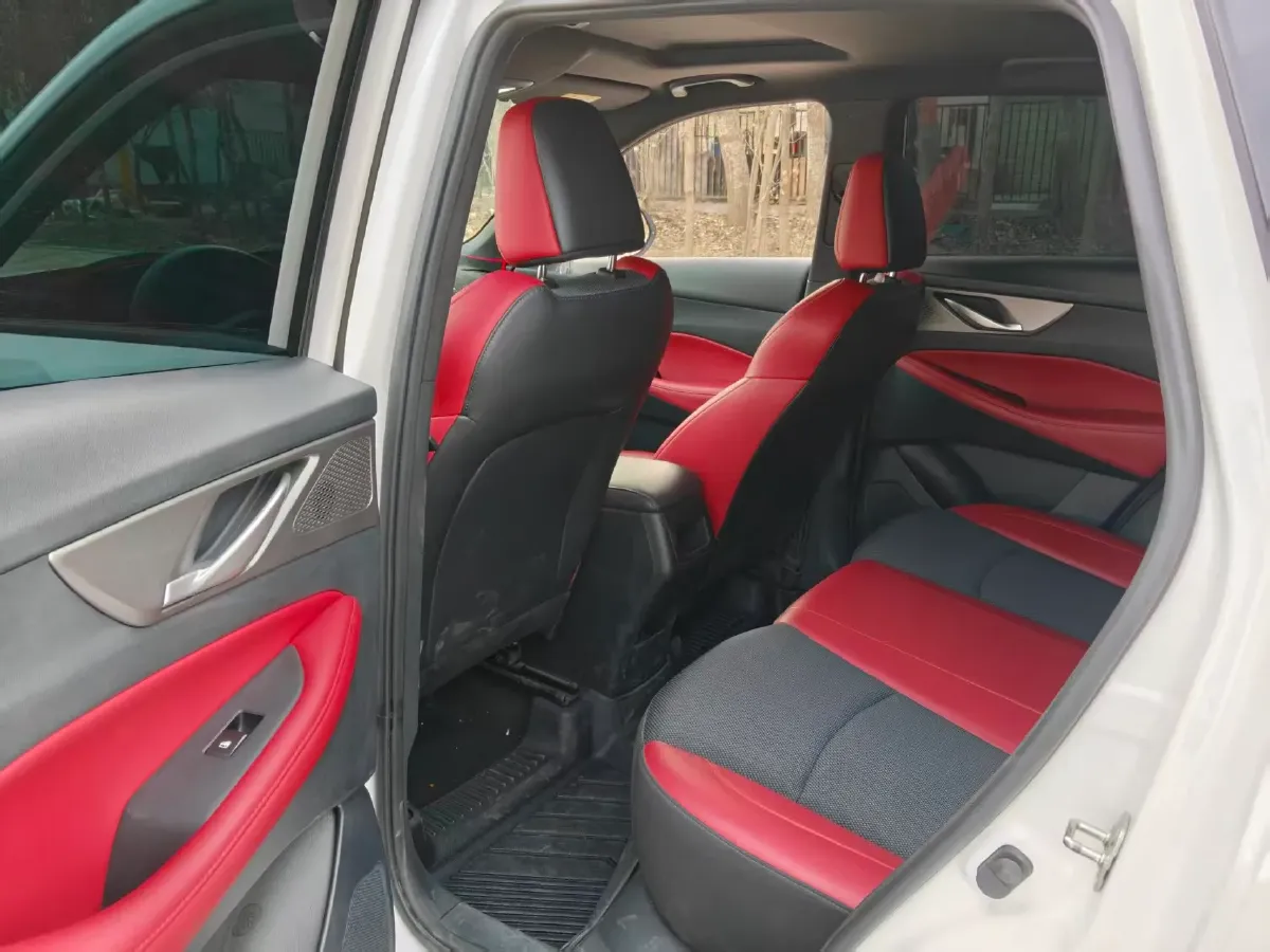 2023 ChangAn CS35 Plus 1.4T 160HP L4 7DCT,autocango,china used car exporter,china ev exporter,chinese used car exporter,chinese used ev exporter