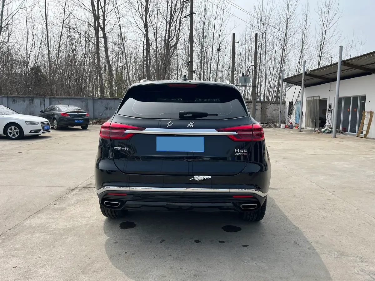 2022 HongQi HS5 2.0T 224HP L4 6AT,autocango,china used car exporter,china ev exporter,chinese used car exporter,chinese used ev exporter