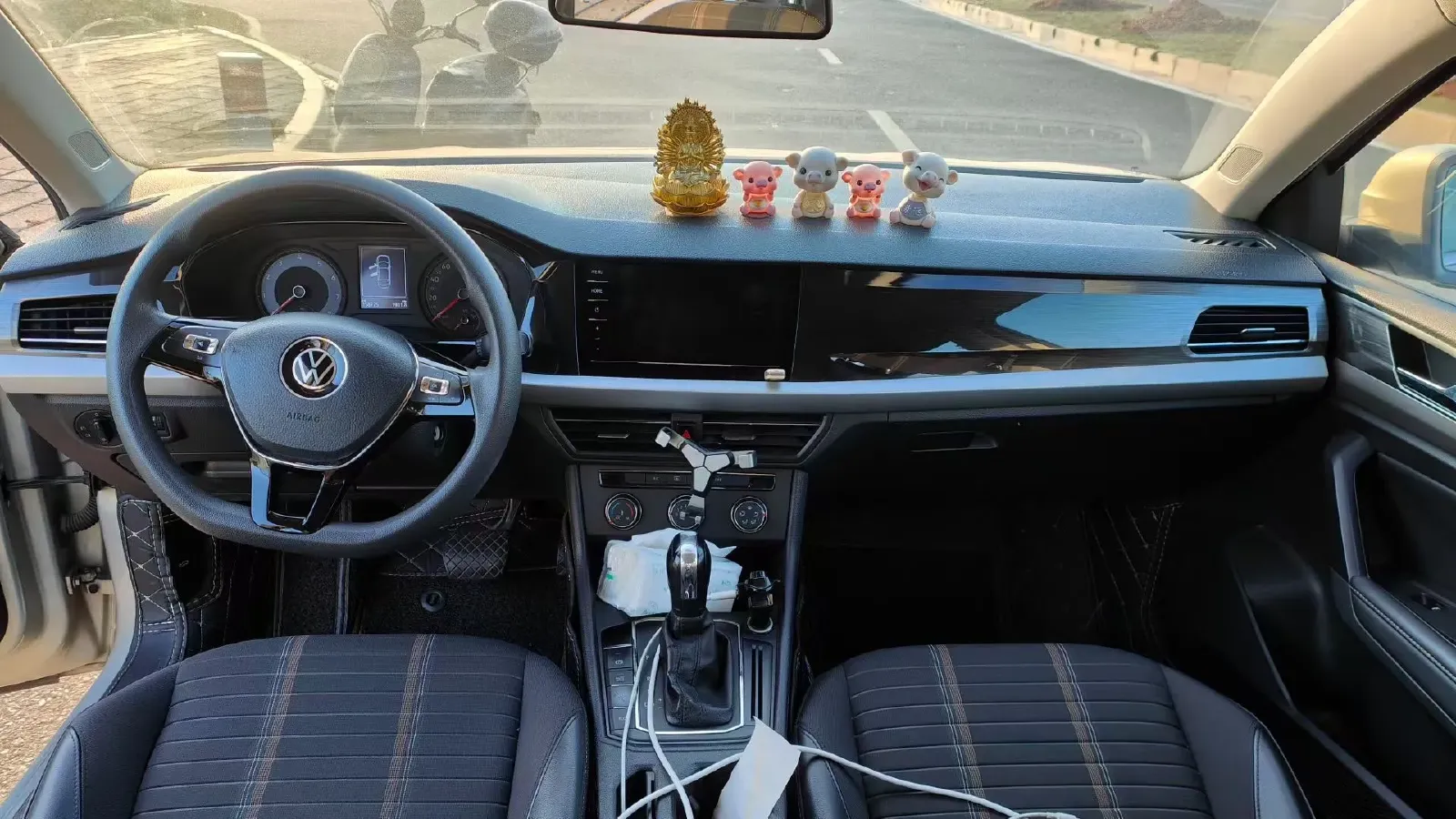 2021 Volkswagen Lavida 1.4T 150HP L4 7DCT,autocango,china used car exporter,china ev exporter,chinese used car exporter,chinese used ev exporter