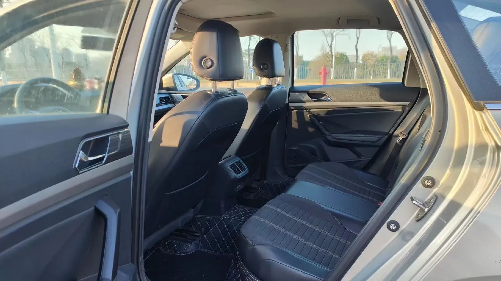 2021 Volkswagen Lavida 1.4T 150HP L4 7DCT,autocango,china used car exporter,china ev exporter,chinese used car exporter,chinese used ev exporter