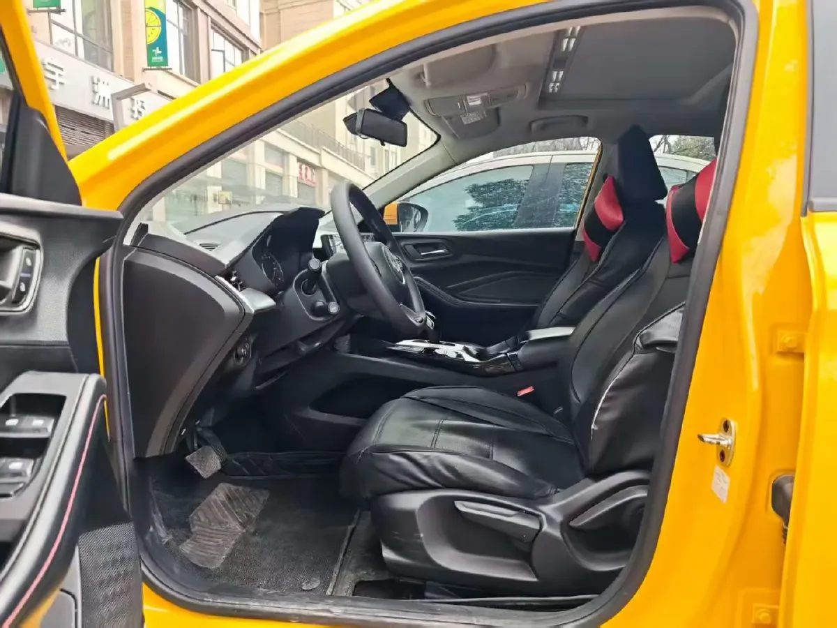 2021 MG 5 1.5T 173HP L4 7DCT,autocango,china used car exporter,china ev exporter,chinese used car exporter,chinese used ev exporter