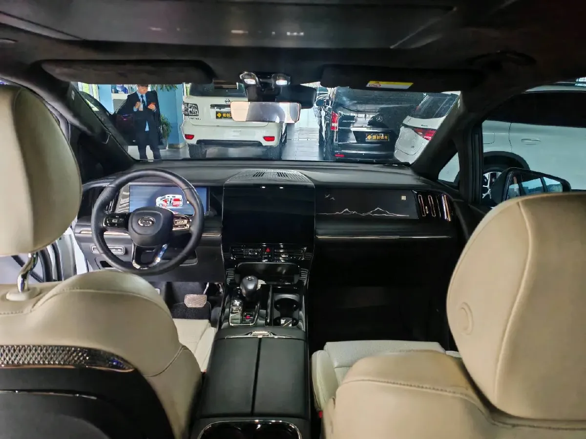 2023 GAC Trumpchi M8 2.0T 190HP L4 E-CVT Hybrid,autocango,china used car exporter,china ev exporter,chinese used car exporter,chinese used ev exporter