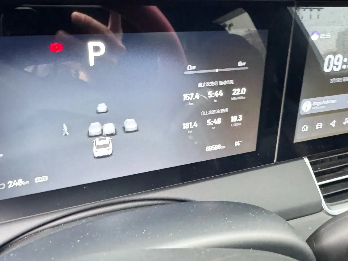 2021 Li ONE Range Extended 131HP REEV 40.5KWH,autocango,china used car exporter,china ev exporter,chinese used car exporter,chinese used ev exporter