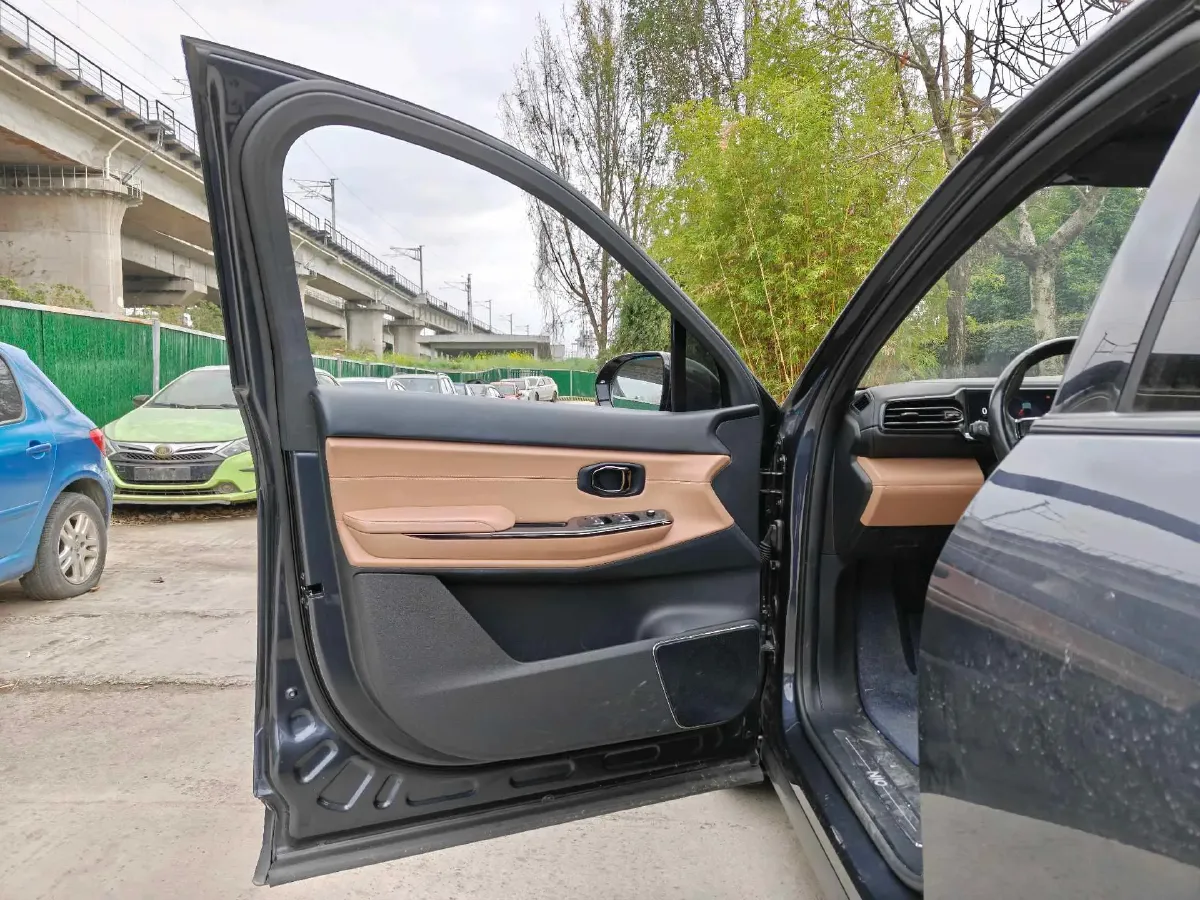 2020 NIO ES8 BEV 100KWH,autocango,china used car exporter,china ev exporter,chinese used car exporter,chinese used ev exporter