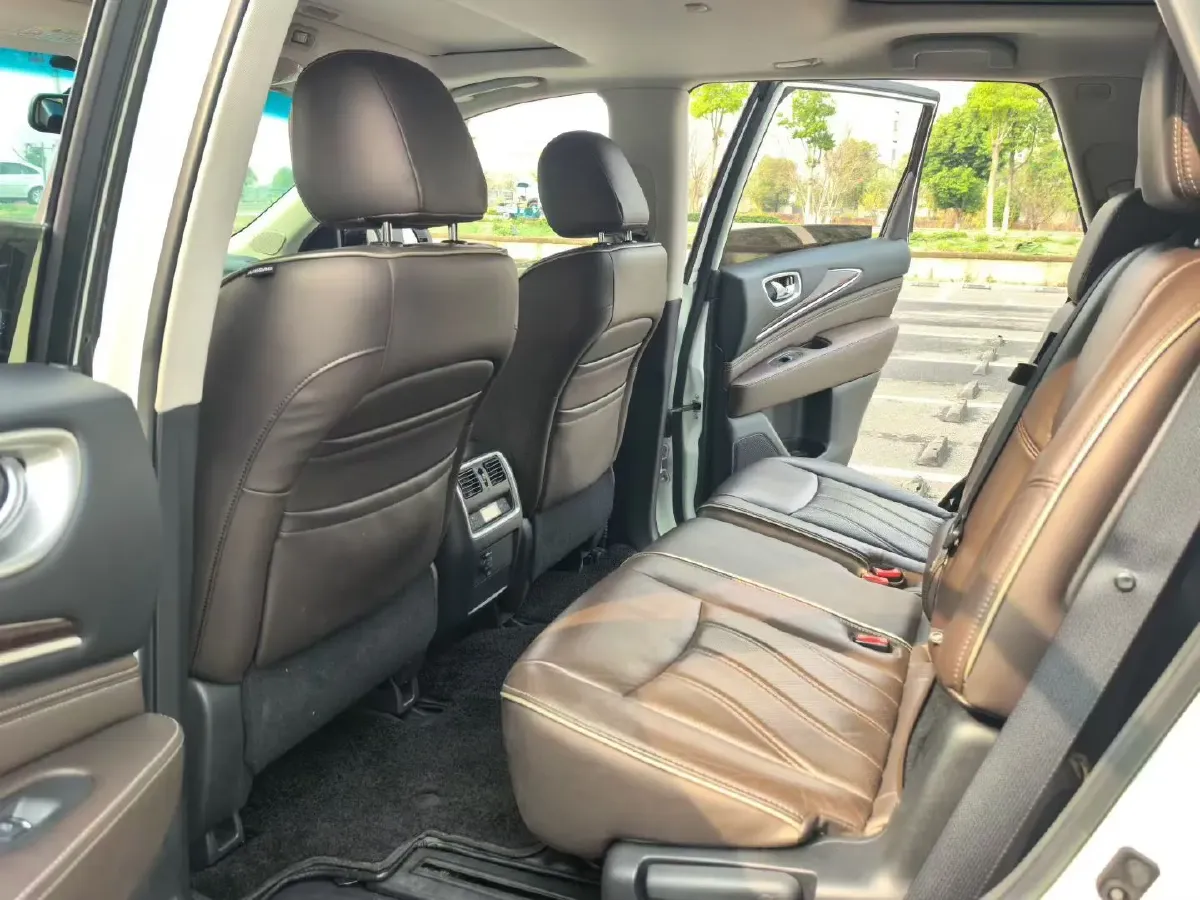 2016 Jaguar XF 2.0T 240HP L4 8AT,autocango,china used car exporter,china ev exporter,chinese used car exporter,chinese used ev exporter