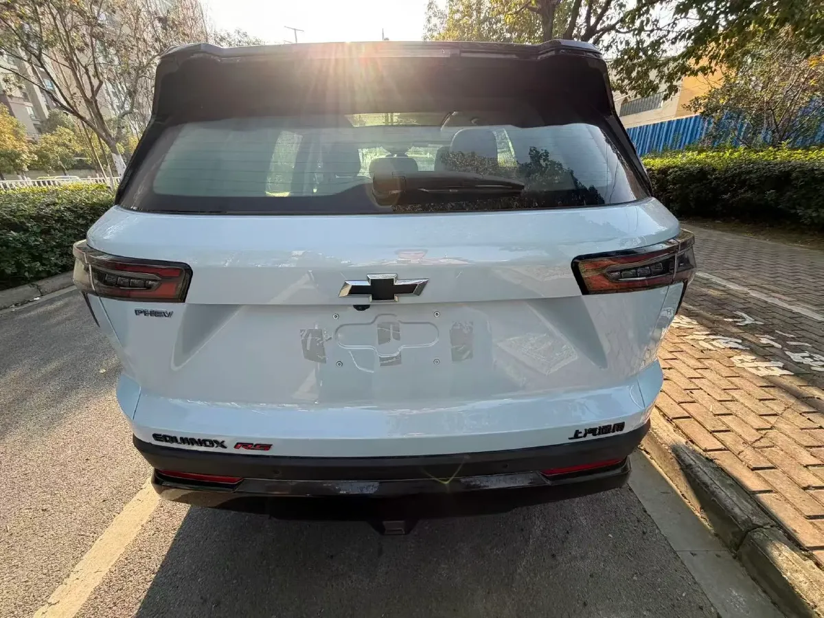 2024 Chevrolet EquinoxPlus 1.5T 180HP L4 2DHT PHEV 16.5KWH,autocango,china used car exporter,china ev exporter,chinese used car exporter,chinese used ev exporter