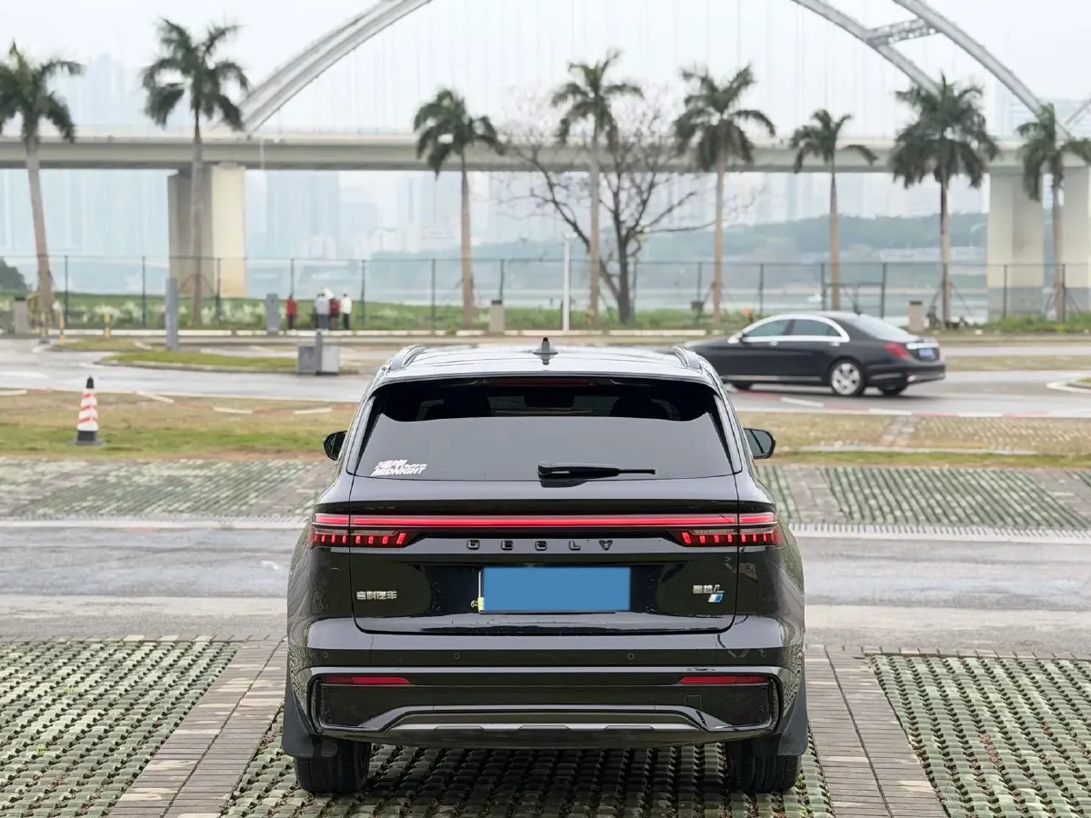 2024 Geely Monjaro 1.5T 163HP L4 3DHT Hybrid,autocango,china used car exporter,china ev exporter,chinese used car exporter,chinese used ev exporter