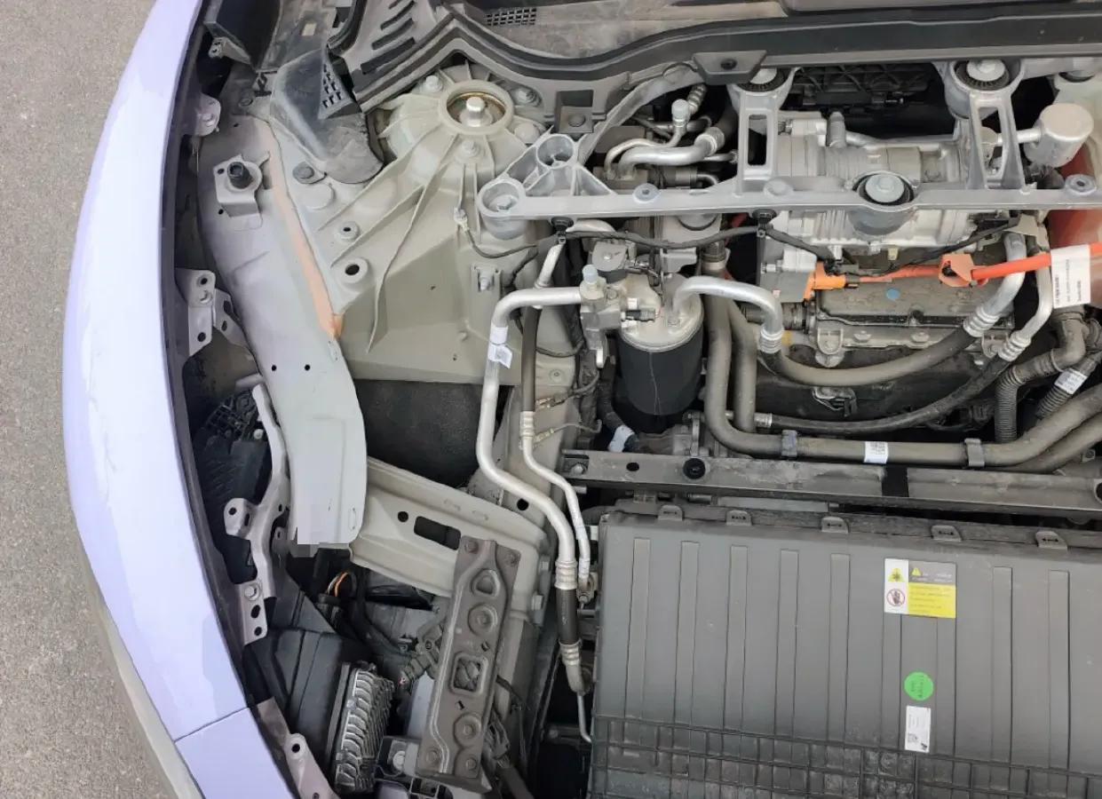 2024 MI SU7 BEV 101KWH,autocango,china used car exporter,china ev exporter,chinese used car exporter,chinese used ev exporter