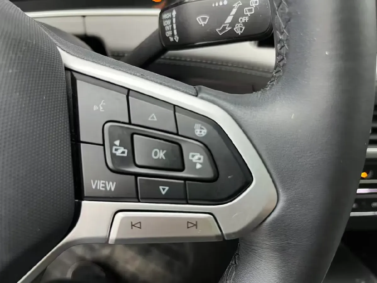 2023 Volkswagen Tayron 1.4T 150HP L4 7DCT,autocango,china used car exporter,china ev exporter,chinese used car exporter,chinese used ev exporter