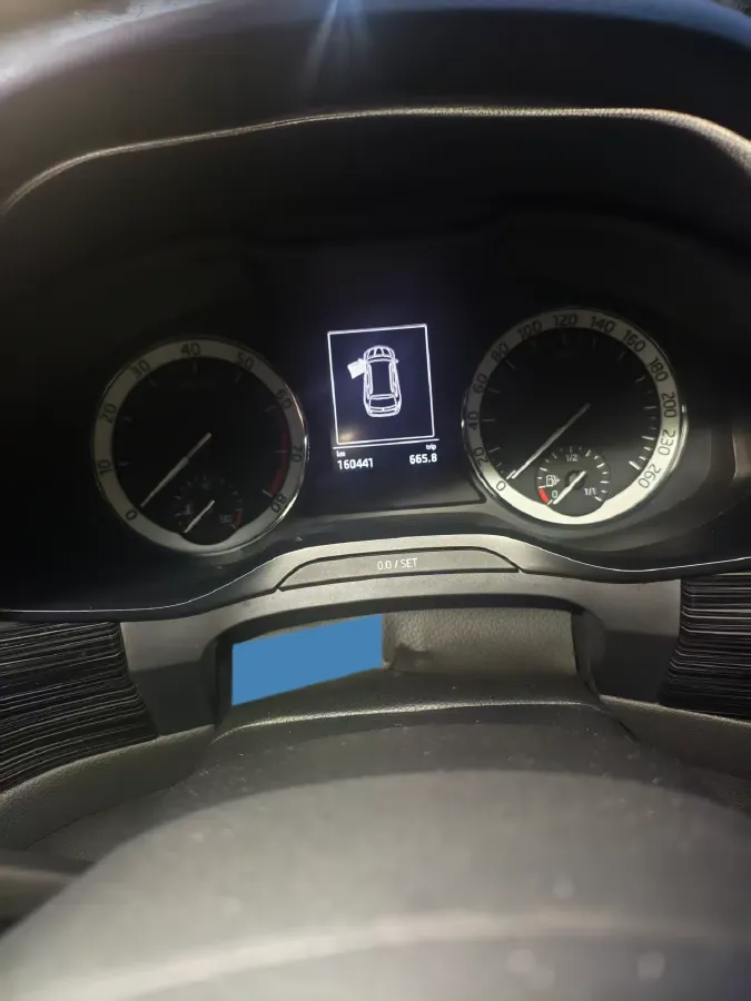 2018 Skoda Kodiak 2.0T 186HP L4 7DCT,autocango,china used car exporter,china ev exporter,chinese used car exporter,chinese used ev exporter