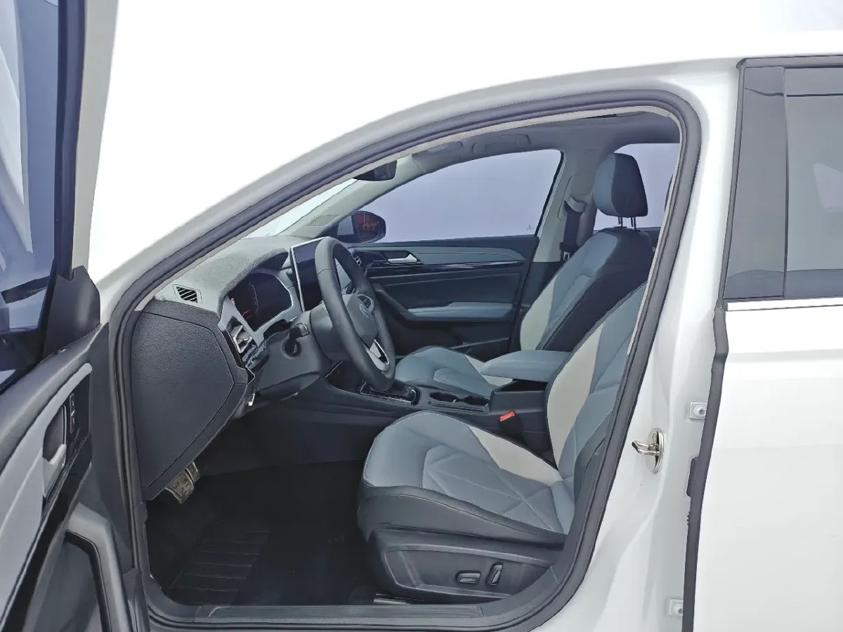 2023 Volkswagen Lavida 1.4T 150HP L4 7DCT,autocango,china used car exporter,china ev exporter,chinese used car exporter,chinese used ev exporter