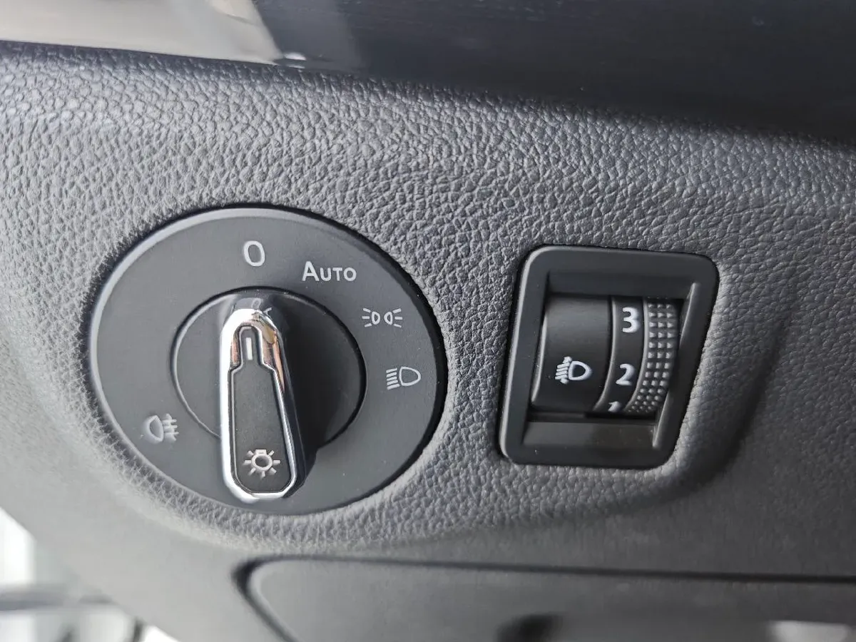 2023 Volkswagen Lavida 1.4T 150HP L4 7DCT,autocango,china used car exporter,china ev exporter,chinese used car exporter,chinese used ev exporter