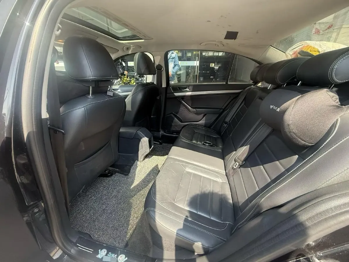 2017 Volkswagen Lavida 1.4T 131HP L4 7DCT,autocango,china used car exporter,china ev exporter,chinese used car exporter,chinese used ev exporter