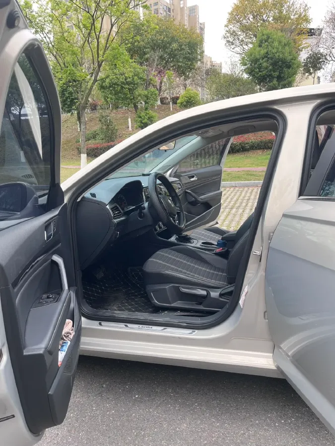 2019 Volkswagen Sagitar 1.2T 116HP L4 7DCT,autocango,china used car exporter,china ev exporter,chinese used car exporter,chinese used ev exporter