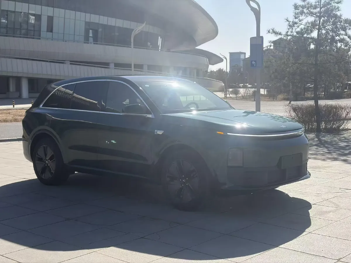 2024 Li L6 Range Extended 154HP L4 REEV 36.8KWH,autocango,china used car exporter,china ev exporter,chinese used car exporter,chinese used ev exporter