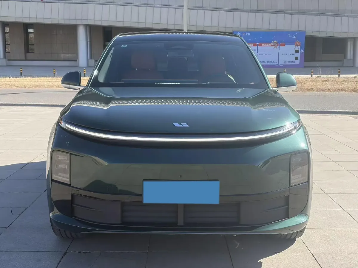 2024 Li L6 Range Extended 154HP L4 REEV 36.8KWH,autocango,china used car exporter,china ev exporter,chinese used car exporter,chinese used ev exporter
