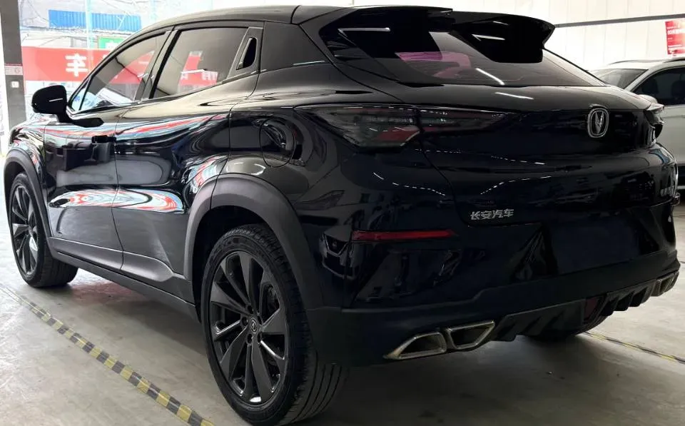 2020 ChangAn UNI-T 1.5T 180HP L4 7DCT,autocango,china used car exporter,china ev exporter,chinese used car exporter,chinese used ev exporter