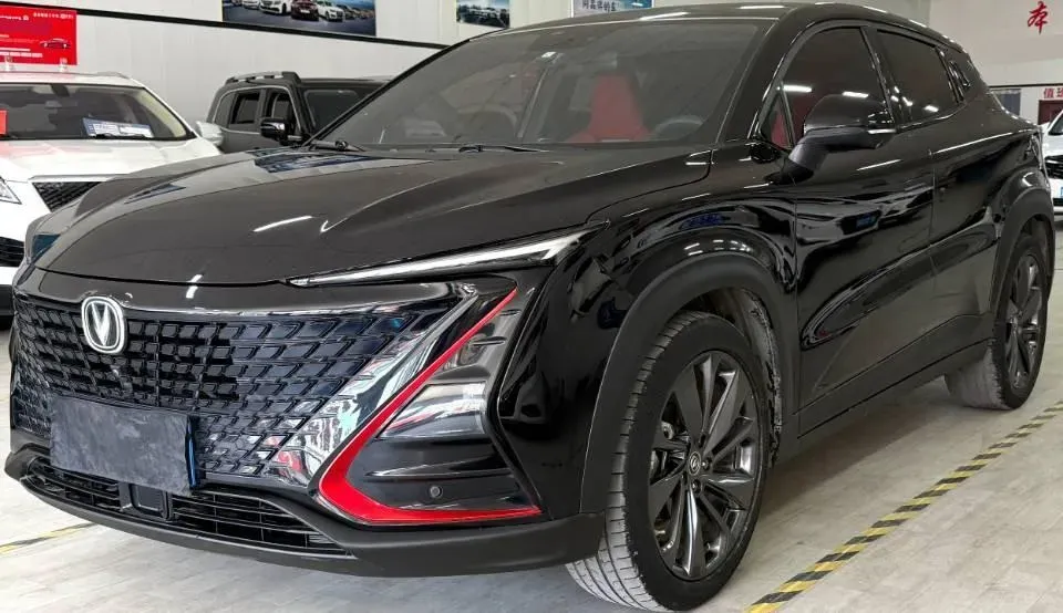 2020 ChangAn UNI-T 1.5T 180HP L4 7DCT,autocango,china used car exporter,china ev exporter,chinese used car exporter,chinese used ev exporter