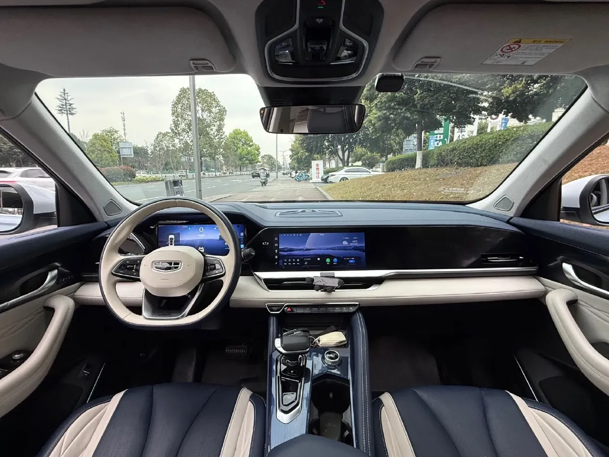 2022 Citroen C5 X 1.6T 175HP L4 8AT,autocango,china used car exporter,china ev exporter,chinese used car exporter,chinese used ev exporter