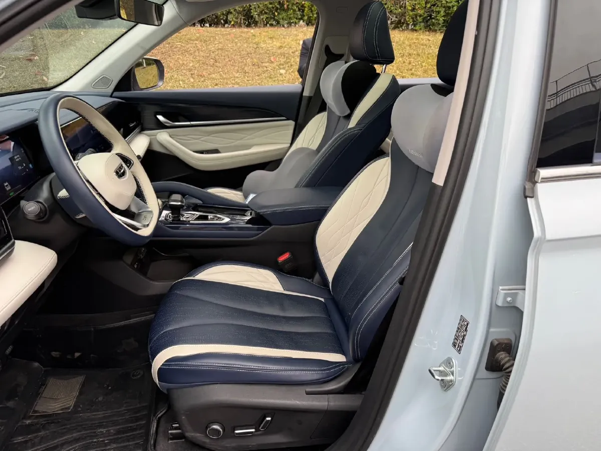 2022 Citroen C5 X 1.6T 175HP L4 8AT,autocango,china used car exporter,china ev exporter,chinese used car exporter,chinese used ev exporter